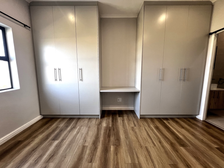 To Let 3 Bedroom Property for Rent in Sandown Western Cape